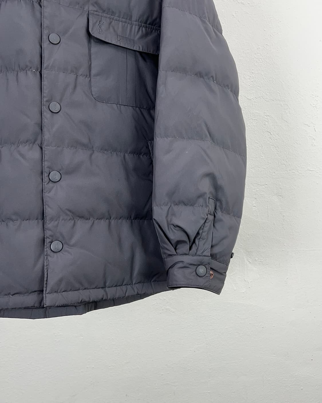 이브 생로랑 뿌르 옴므 차콜 그레이 패디드 셔츠 다운 자켓 상품이미지5