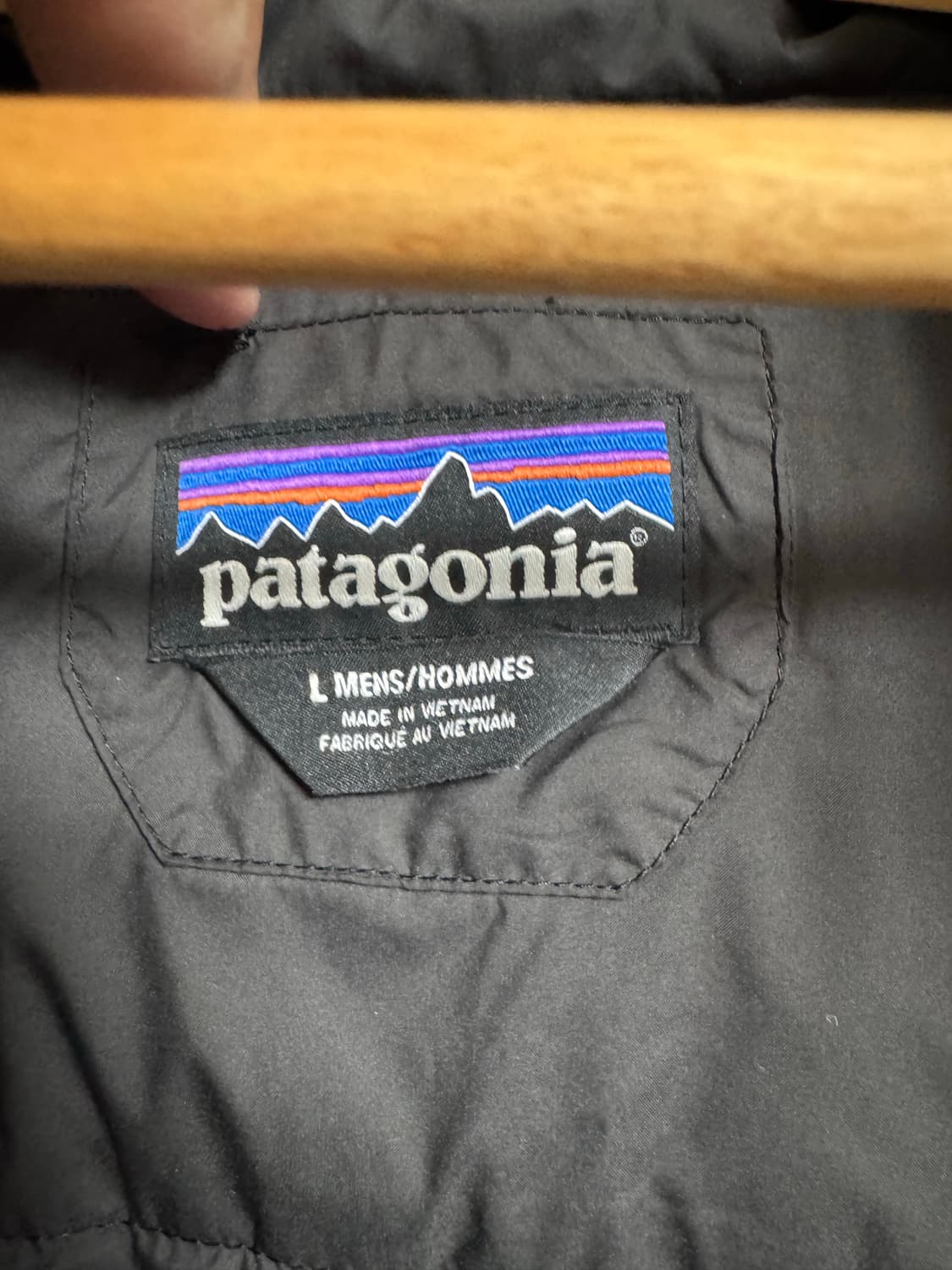 파타고니아 사일런트 다운 자켓 블랙 L 상품이미지5