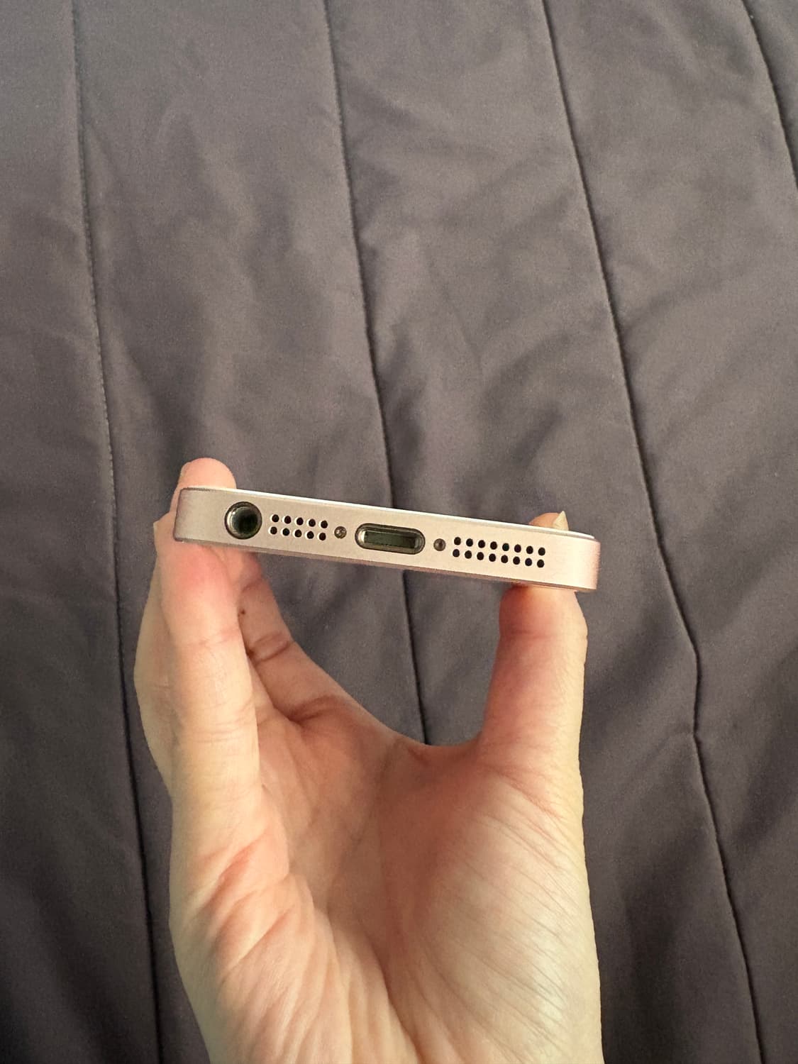 아이폰se1 로즈골드 64g 배터리성능100% 상품이미지3