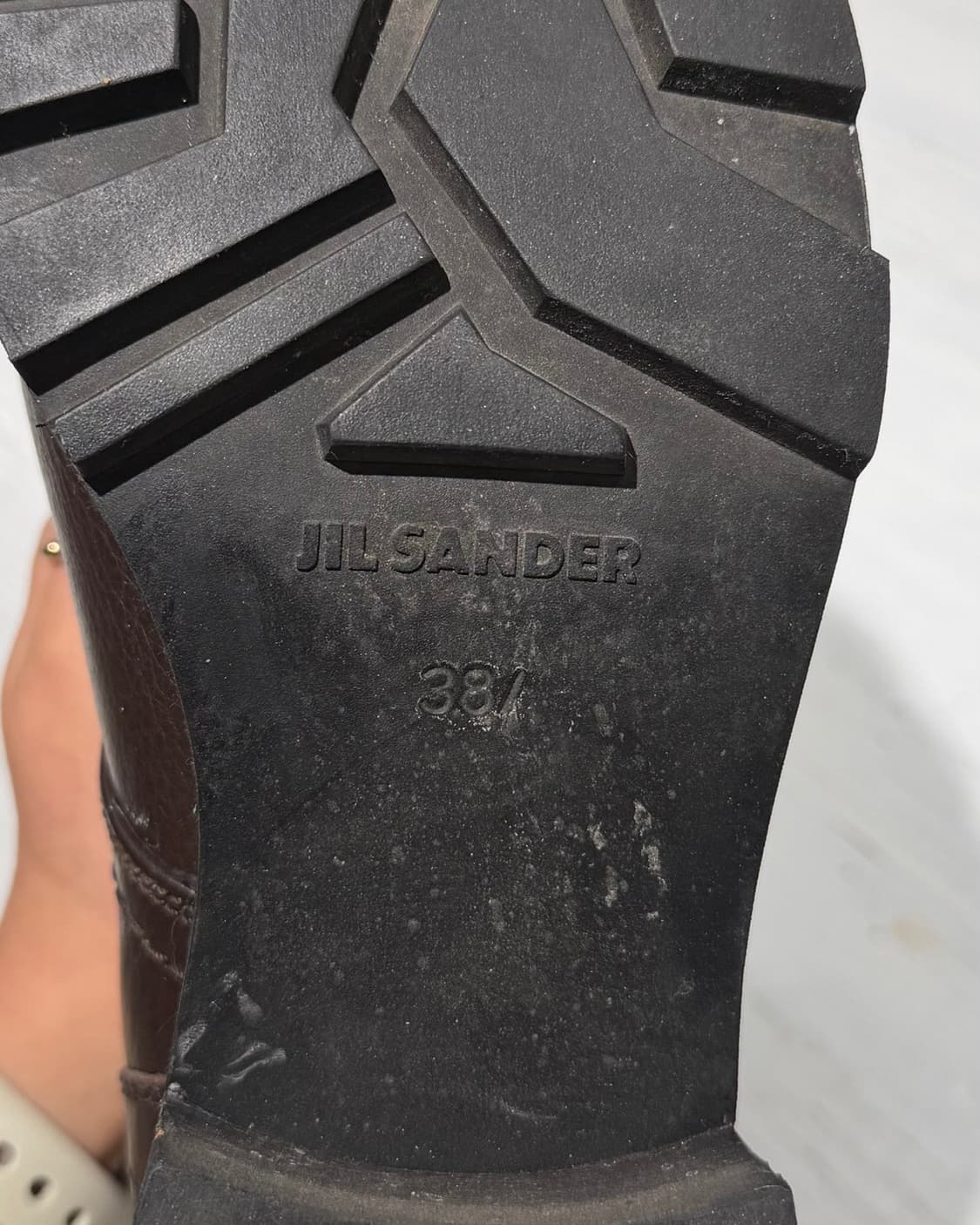 질샌더 브라운 레더 미들 부츠 상품이미지7