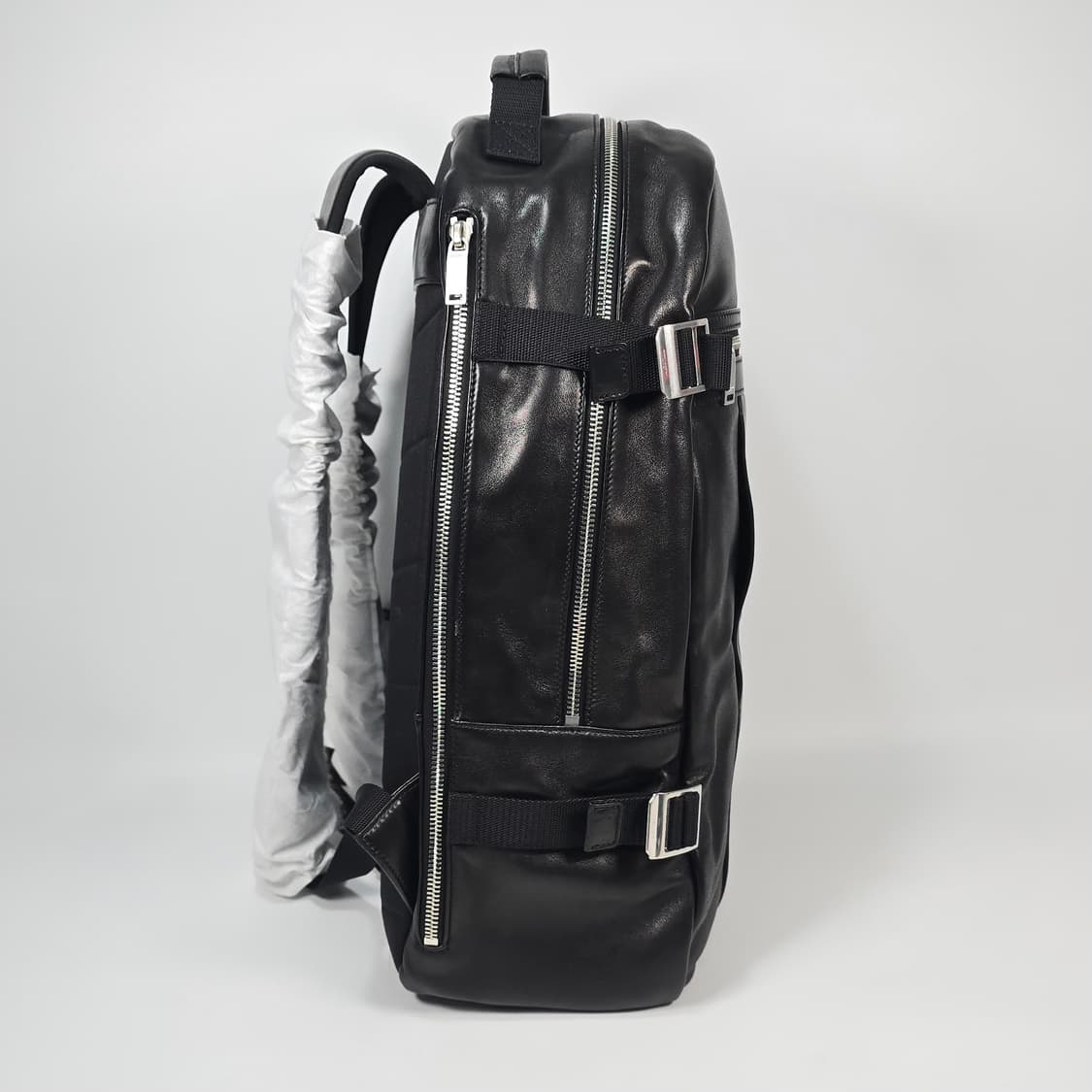 생로랑 시티 트래킹 백팩 상품이미지3