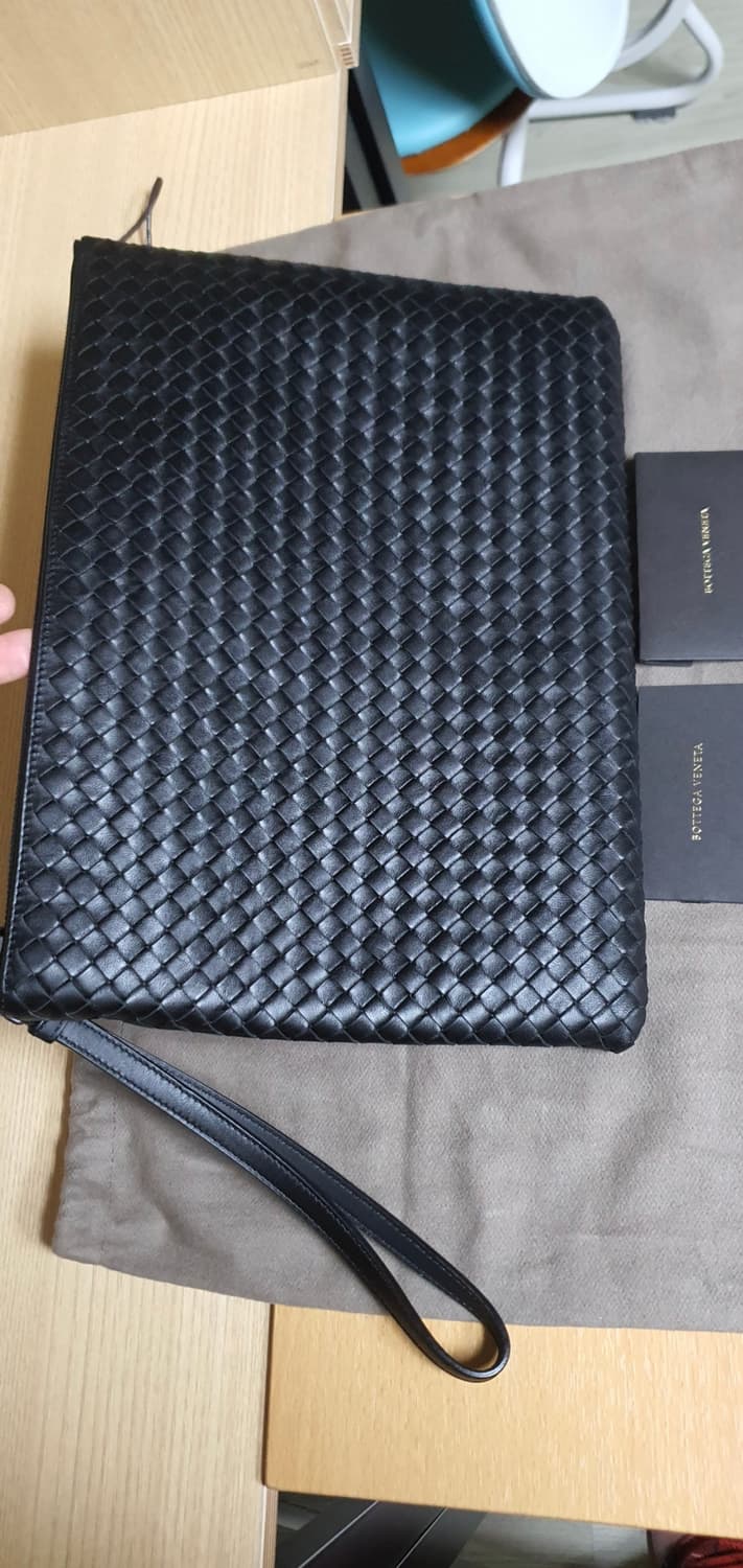 (미사용)보테가베네타 클러치/클러치백 라지 새상품급 정품(감정O) 상품이미지2