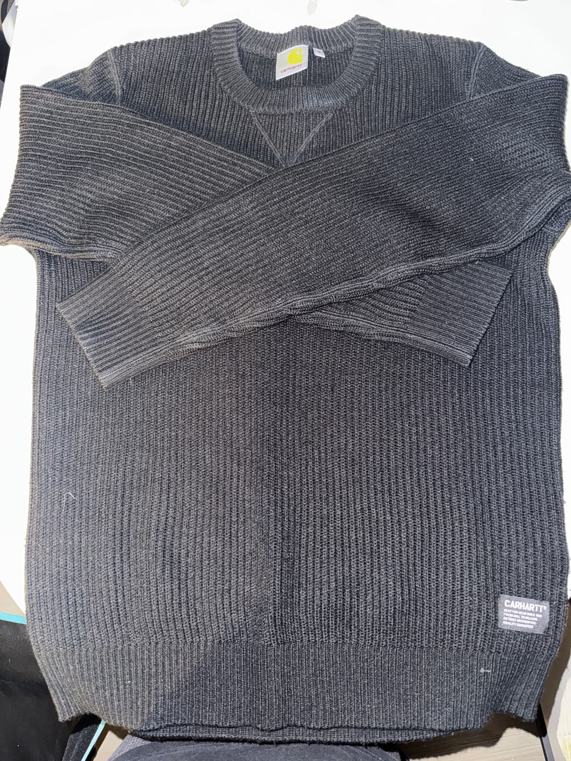 칼하트 니트 상품이미지1