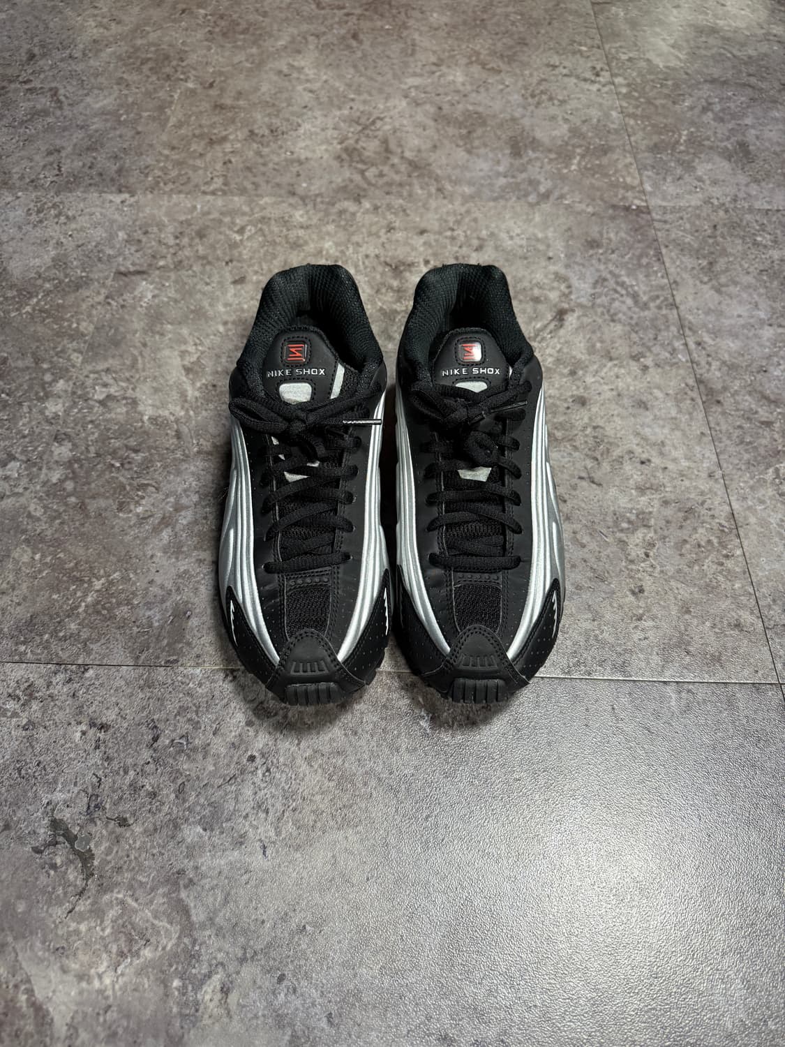 나이키 샥스 r4 245 상품이미지2