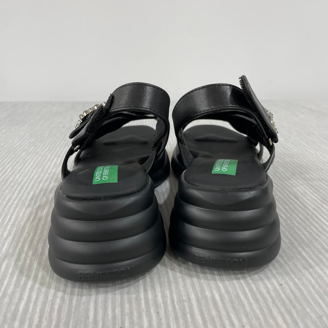 651) 베네통 플랫폼 샌들 245mm 상품이미지4