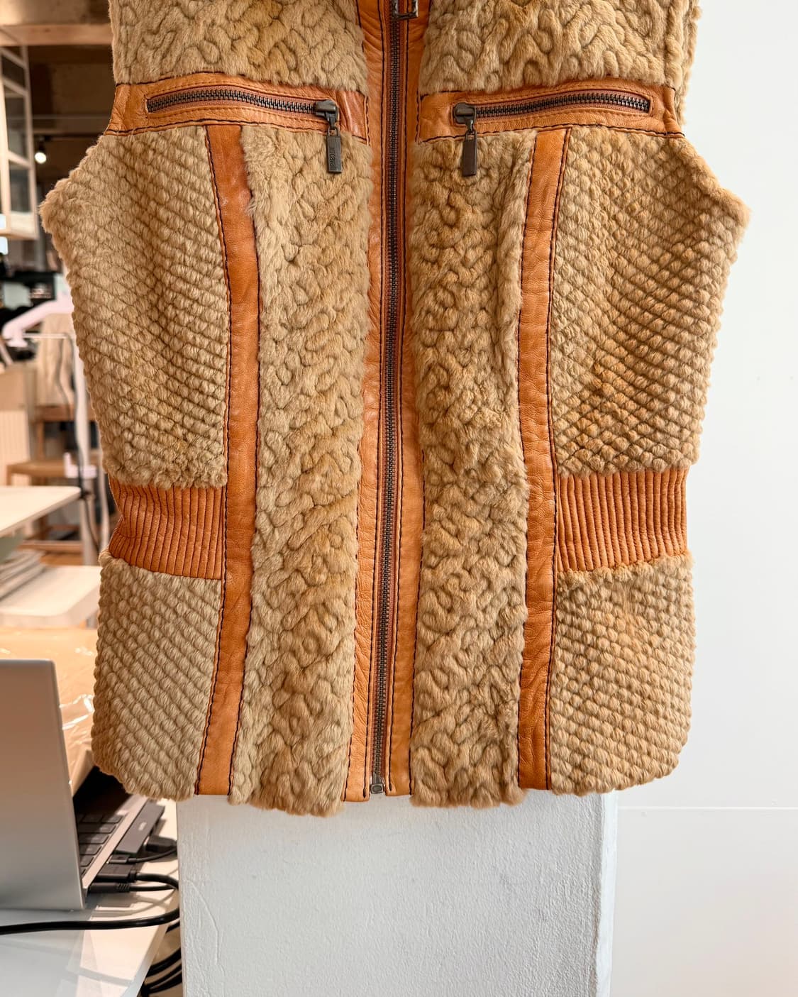 저스트 카발리 브라운 00s 퍼 베스트 자켓  상품이미지6