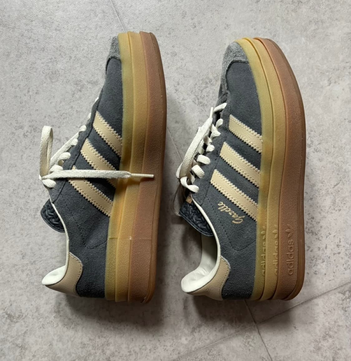 아디다스 가젤 볼드 W - 그레이 / 225 상품이미지3