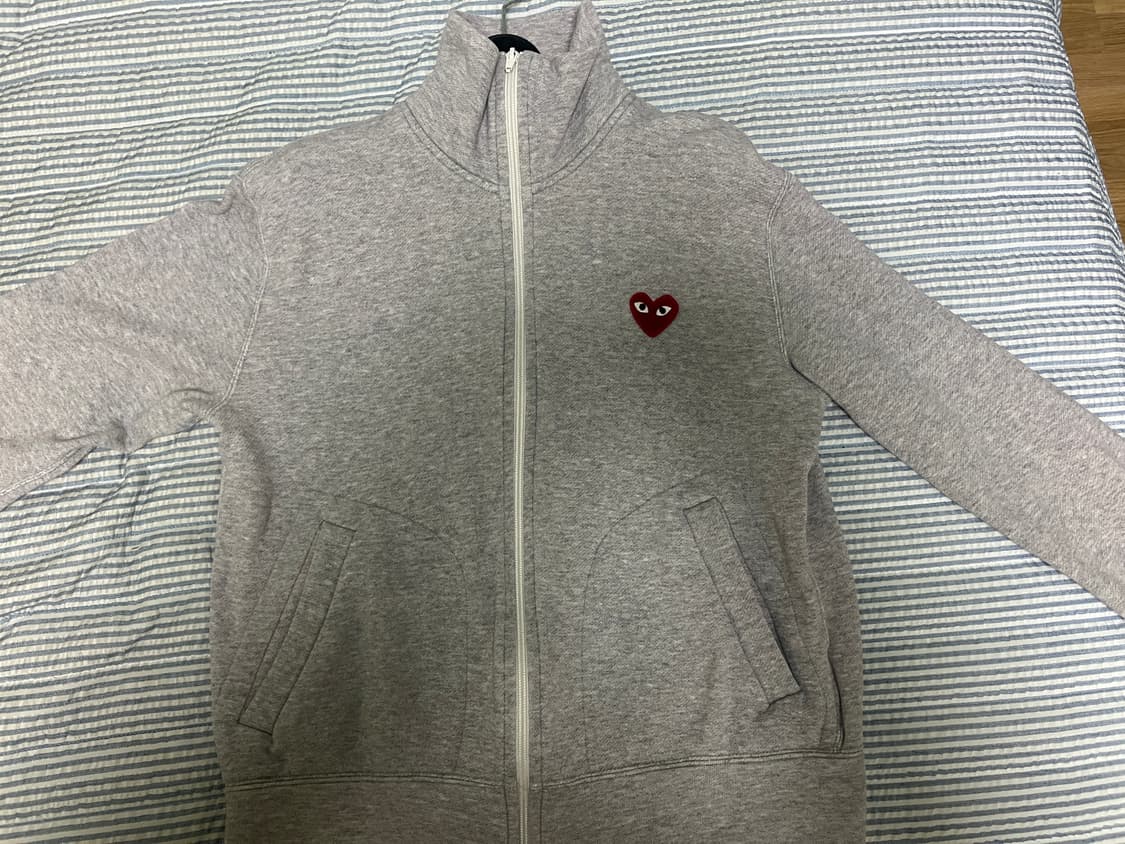 꼼데가르송 플레이 5하트 집업 s 상품이미지3