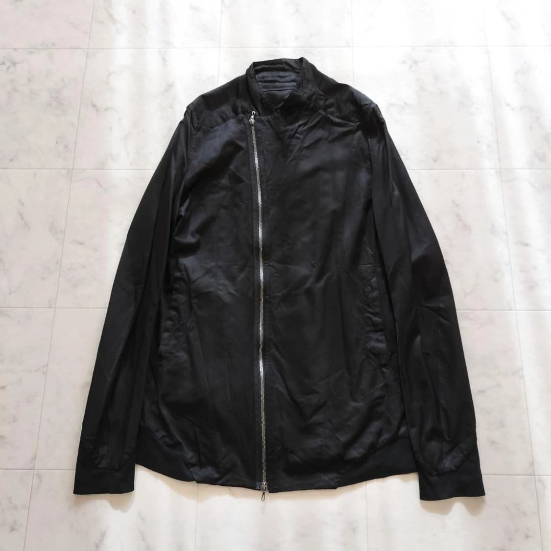 율리우스 매트 새틴 라이더스 집업 블루종 상품이미지1