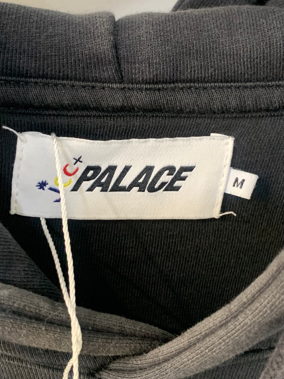 Palace Hand Tri-Ferg Hoodie Black 상품이미지3