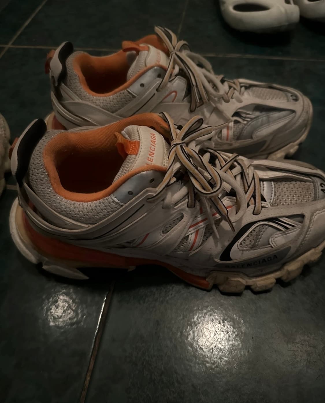 발렌시아가 트랙 흰주 상품이미지3