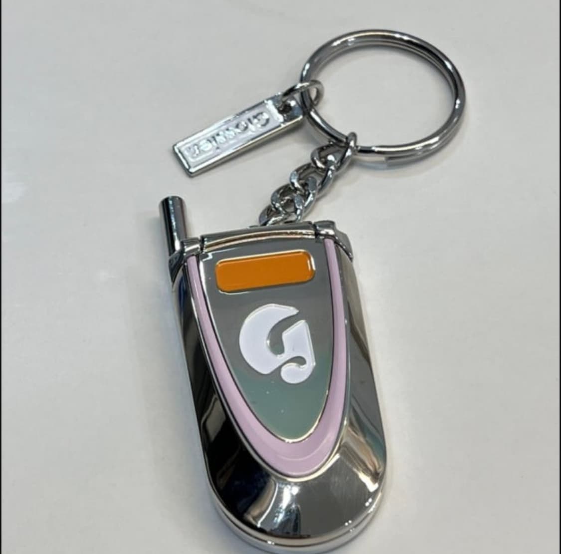 글로시에 폴더폰 키링 상품이미지1