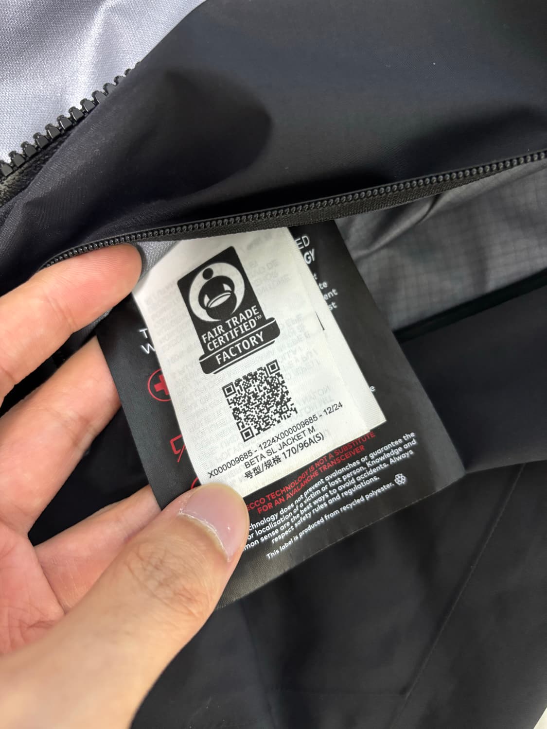 [S] 아크테릭스 25ss 베타 SL 새상품급 상품이미지4