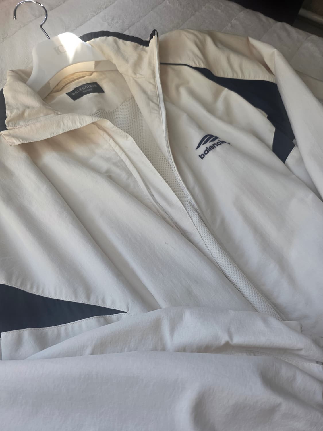 (xs)발렌시아가 화이트 트랙 자켓 상품이미지2