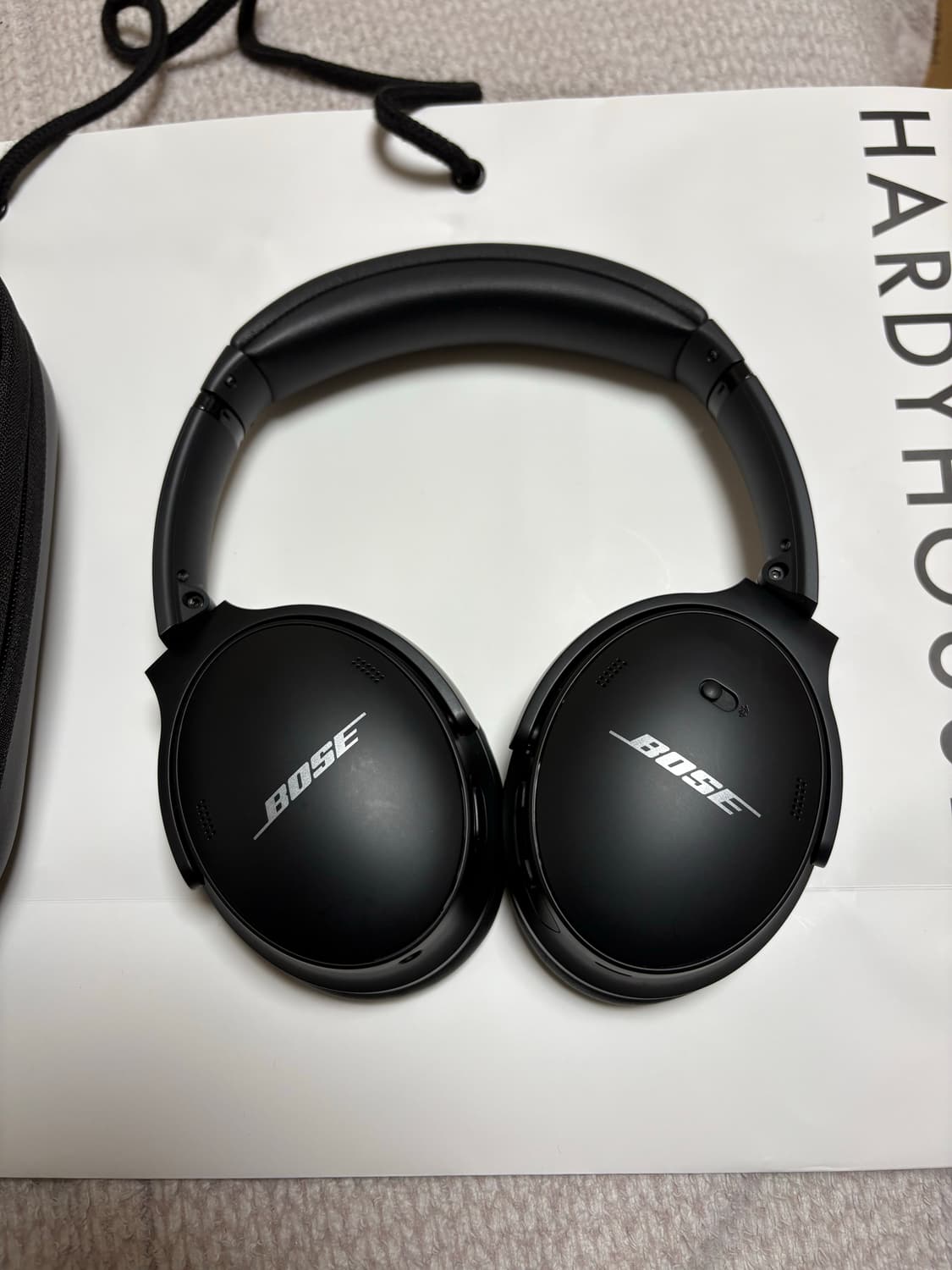 보스 QC45 노이즈캔슬링 무선 헤드폰 상품이미지4
