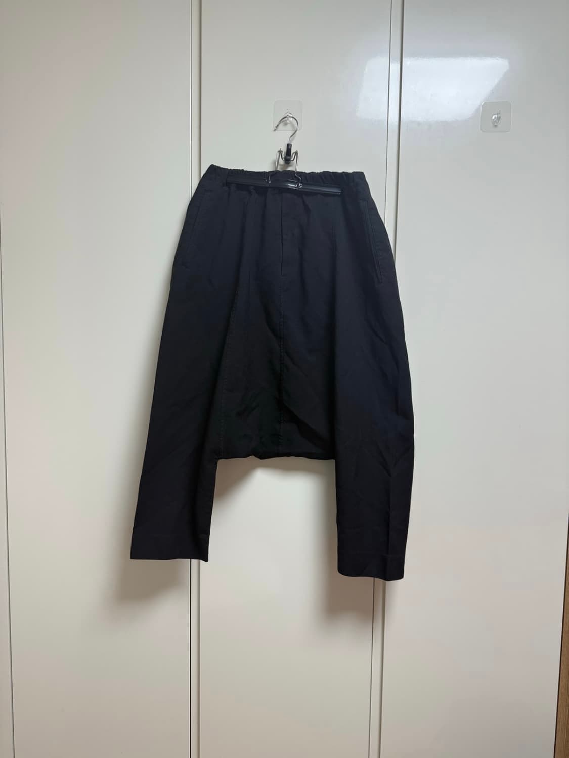 FW24 사루엘 팬츠 상품이미지1