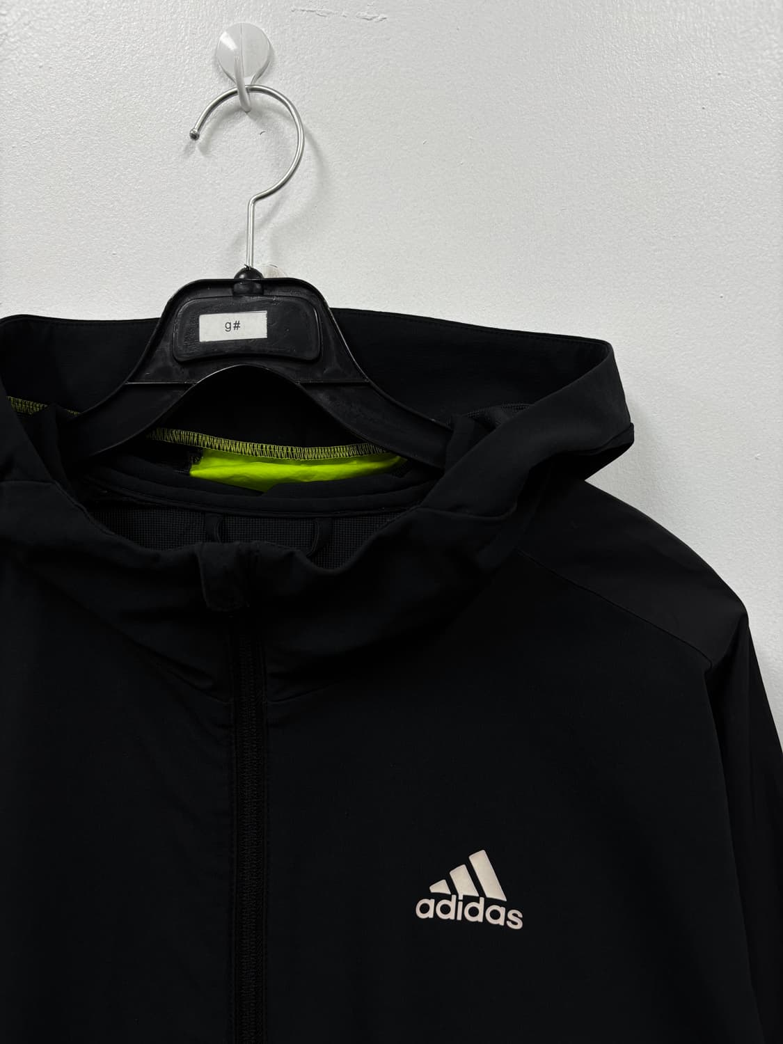 아디다스 우먼 후드 바람막이 상품이미지3