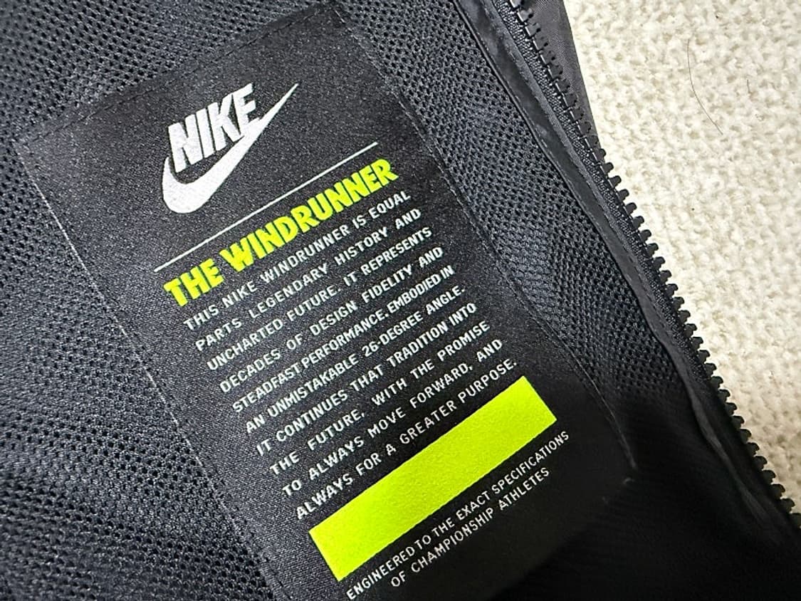 나이키 윈드러너 바람막이 후드 자켓 남성용 110사이즈 상품이미지4