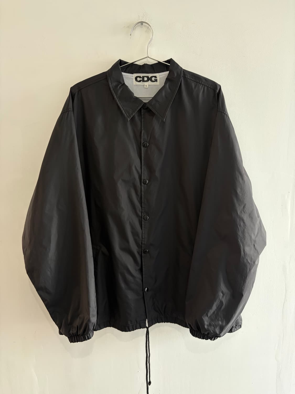 CDG백로고 코치자켓 상품이미지1