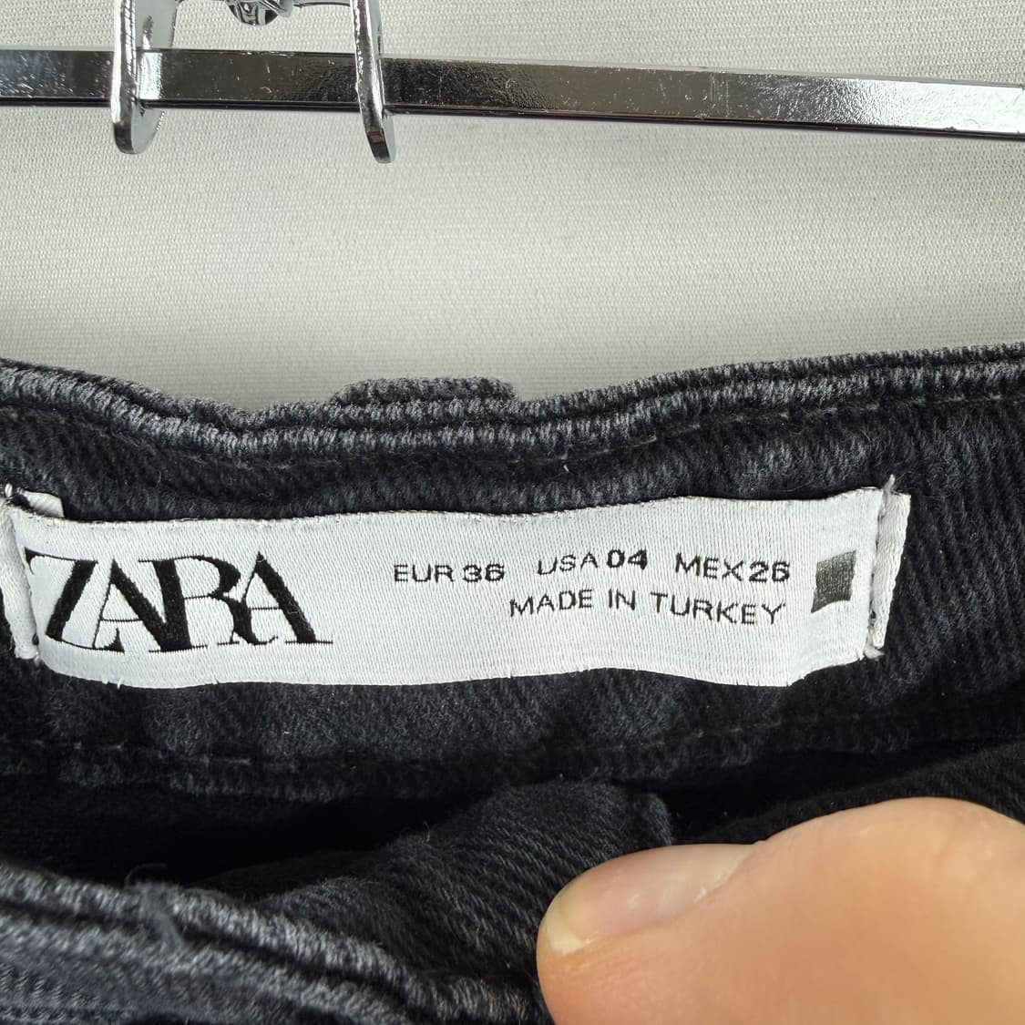 (26) 자라 크롭 와이드 블랙 커팅 진 상품이미지4