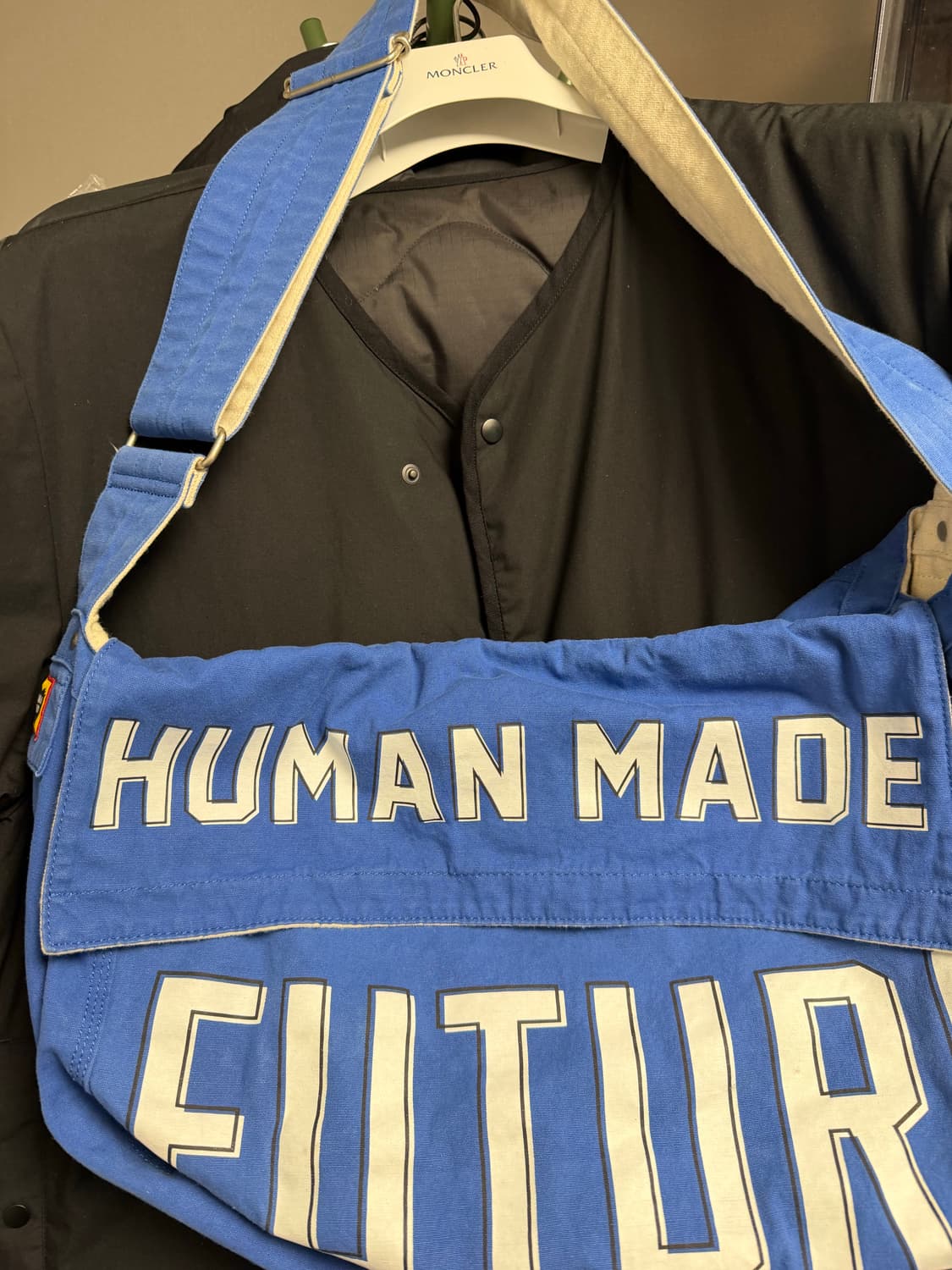 휴먼메이드 메일 백 라지 블루 상품이미지2