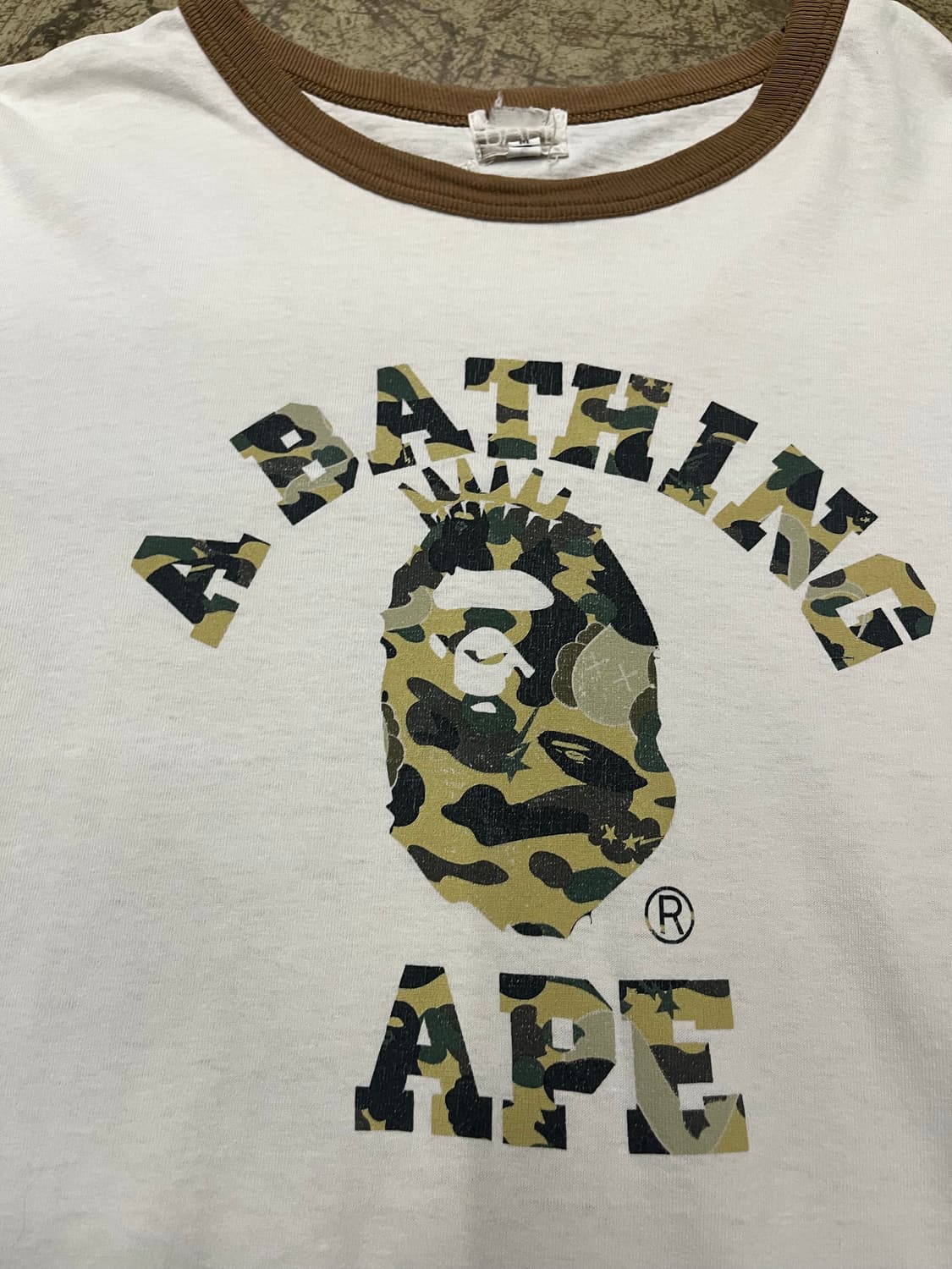 00s bape x kaws 링거티셔츠 상품이미지3