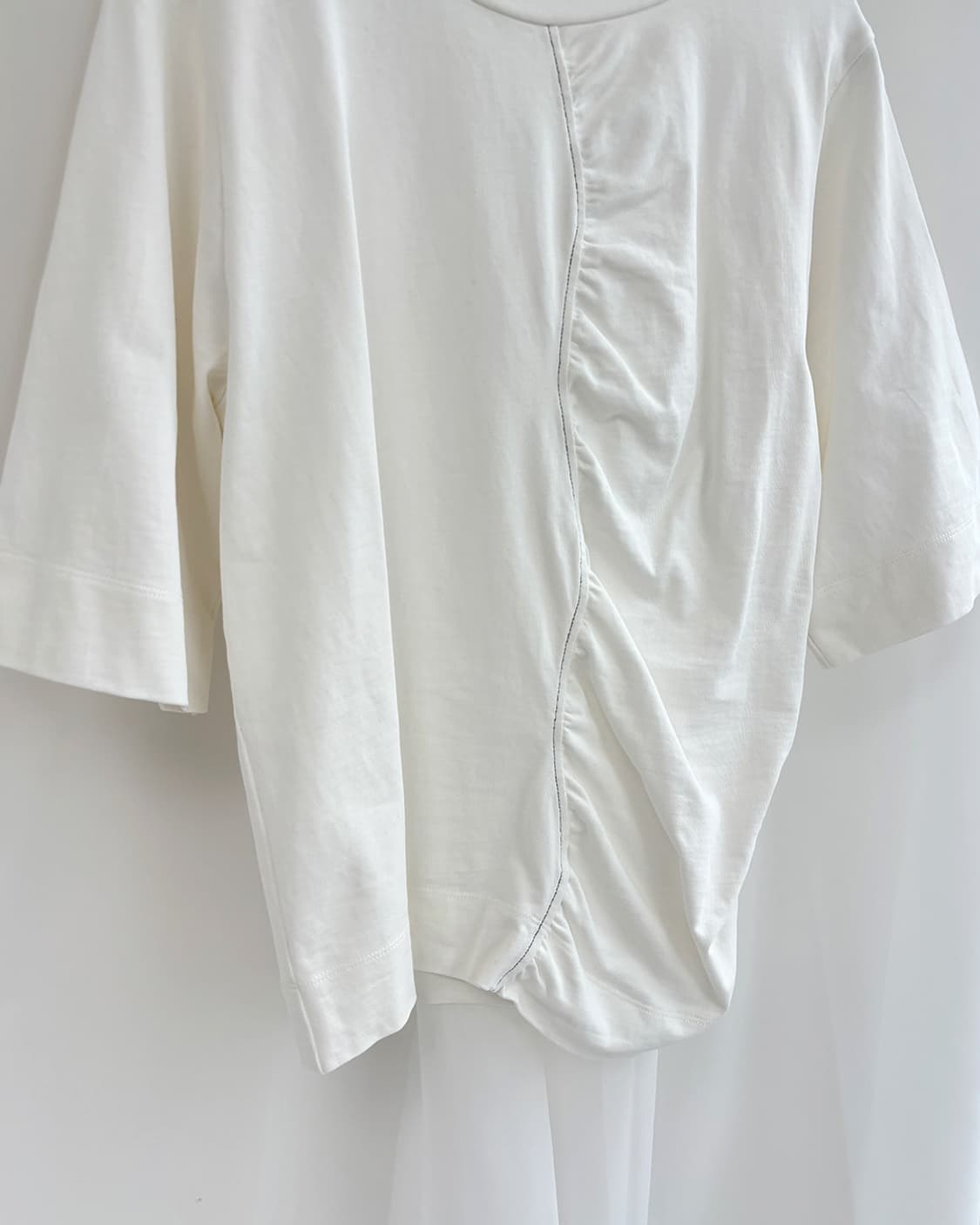 Do CLASSE 벌키 셔링 디자인 티 상품이미지4