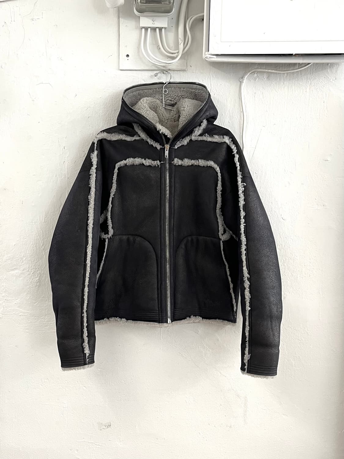 릭오웬스 2022FW 램스킨 시어링 레더 김프 후드 무스탕 자켓 상품이미지1