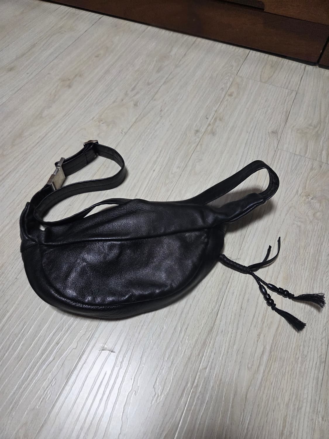 노이어 레더 럼백 블랙(양가죽) 상품이미지3