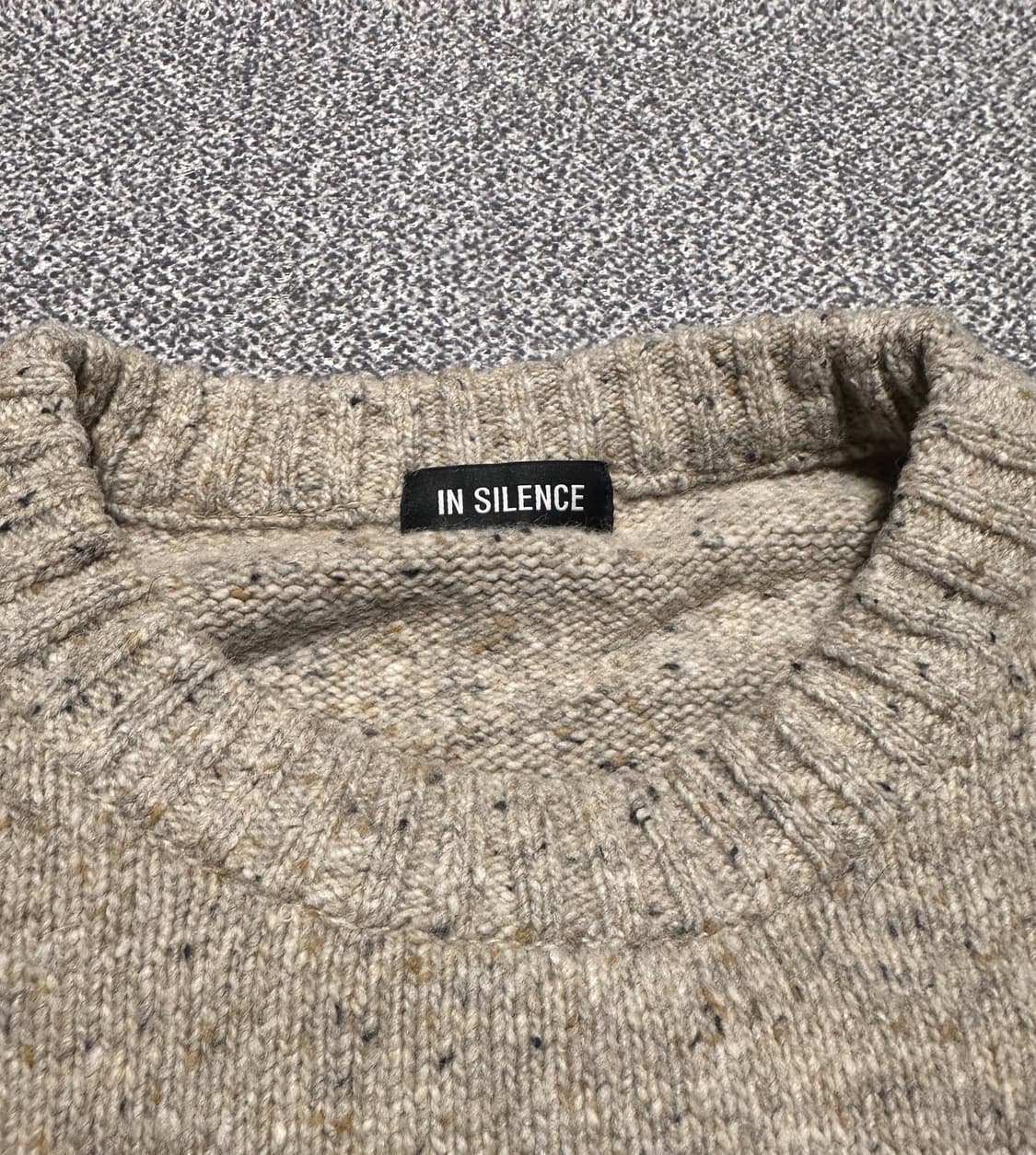 인사일런스 니트 m 상품이미지2