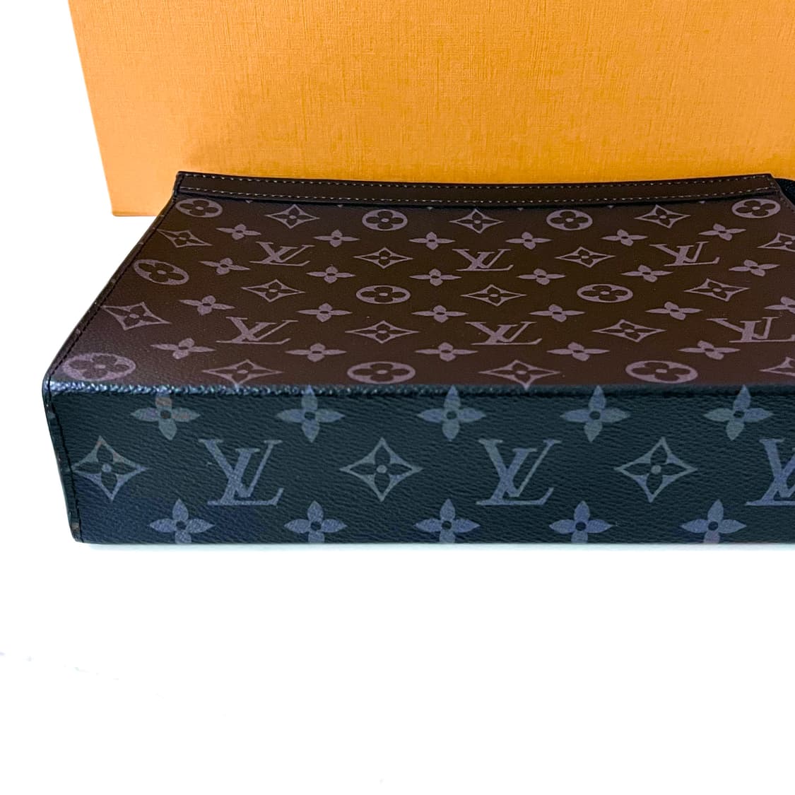 [S+급/정품] 루이비통 포쉐트 보야주 MM 클러치 백 상품이미지9