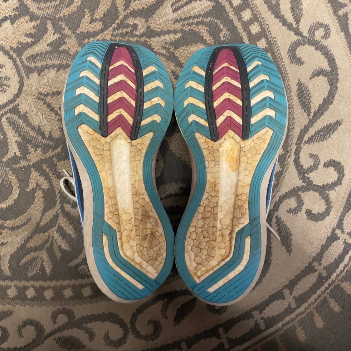 써코니 (우먼) 엔돌핀 엘리트 프로 2  상품이미지7