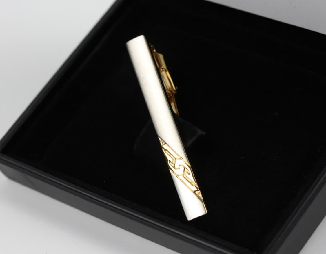 지방시 A등급 5.2cm 남자 명품 넥타이핀 상품이미지1