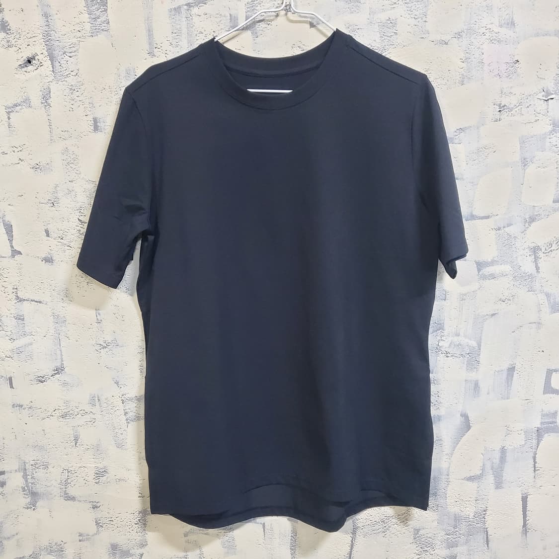 안다르 옆트임 기능성 반팔티  상품이미지1