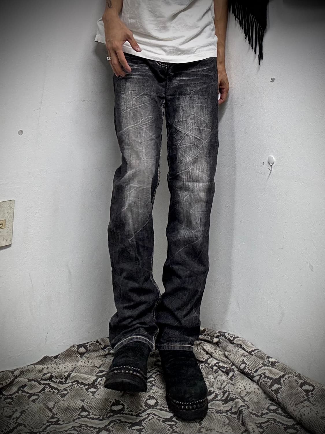 “AVAIL” Y2K Crack Washing Pants 상품이미지6