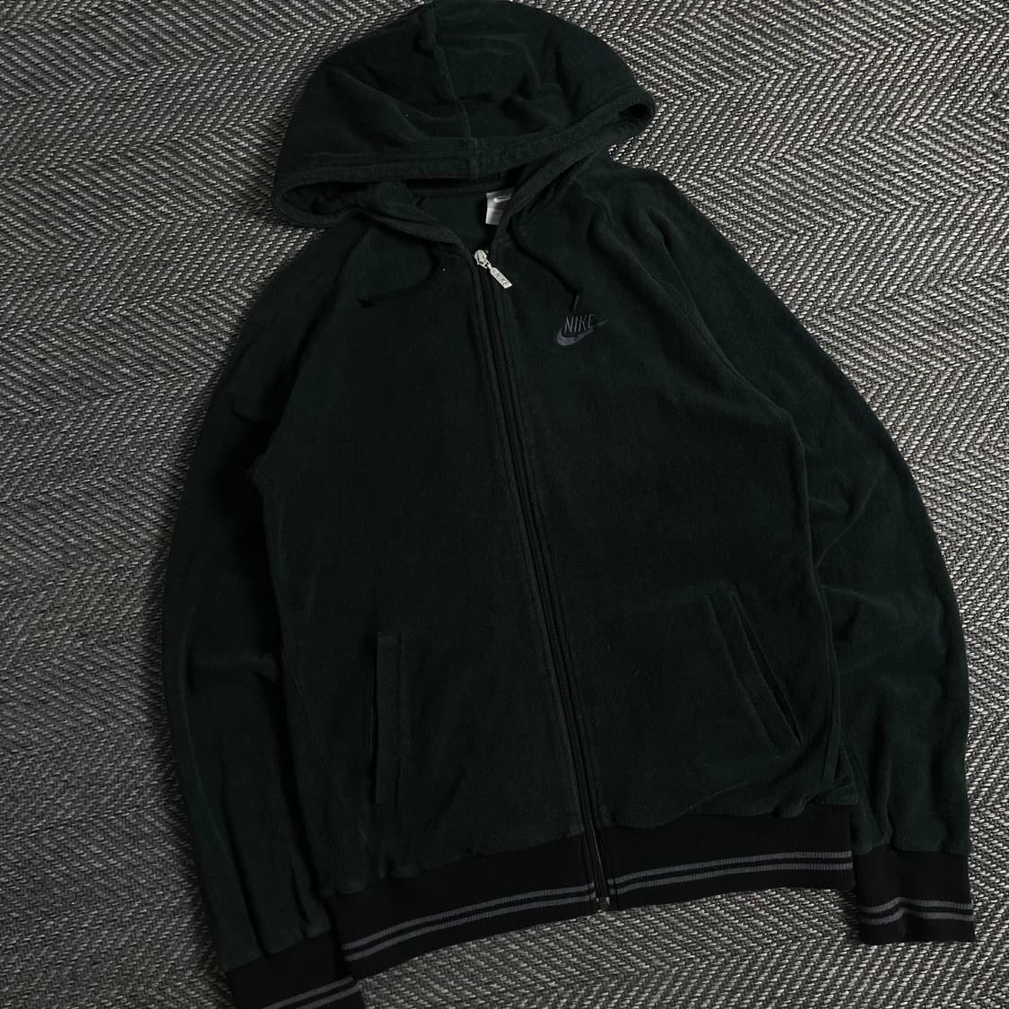 나이키 퓨추라 로고 벨벳 후드 트랙탑 져지y 3329 상품이미지1