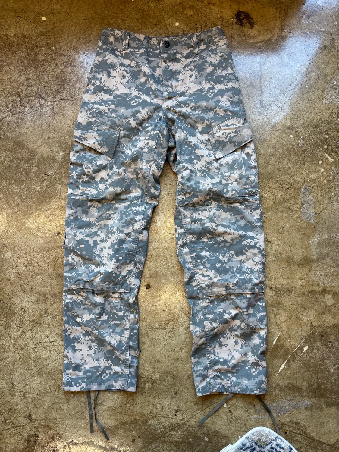 착샷O 미군 ACU 밀리터리 카고 팬츠 상품이미지1