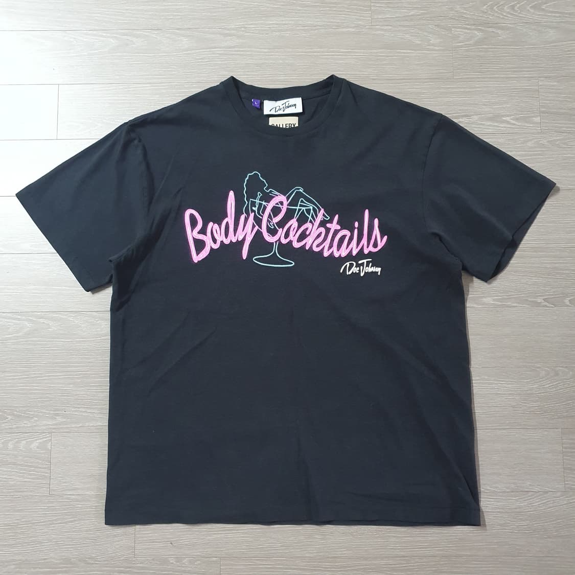Gallery Dept. Body Cocktails T-Shirt
 상품이미지1