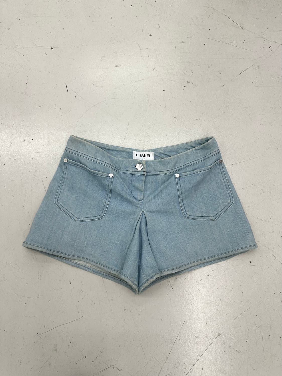 샤넬 CHANEL 2005 s/s 데님 숏츠 상품이미지4