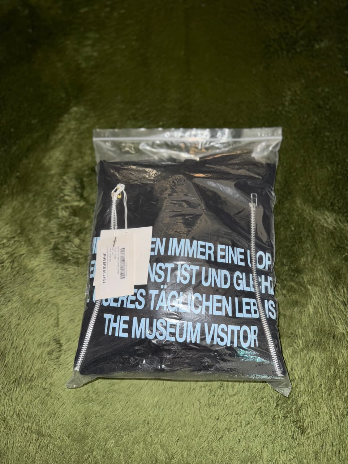 [L] 더뮤지엄비지터 컷아웃 지퍼 후디 후드티 블랙 상품이미지10