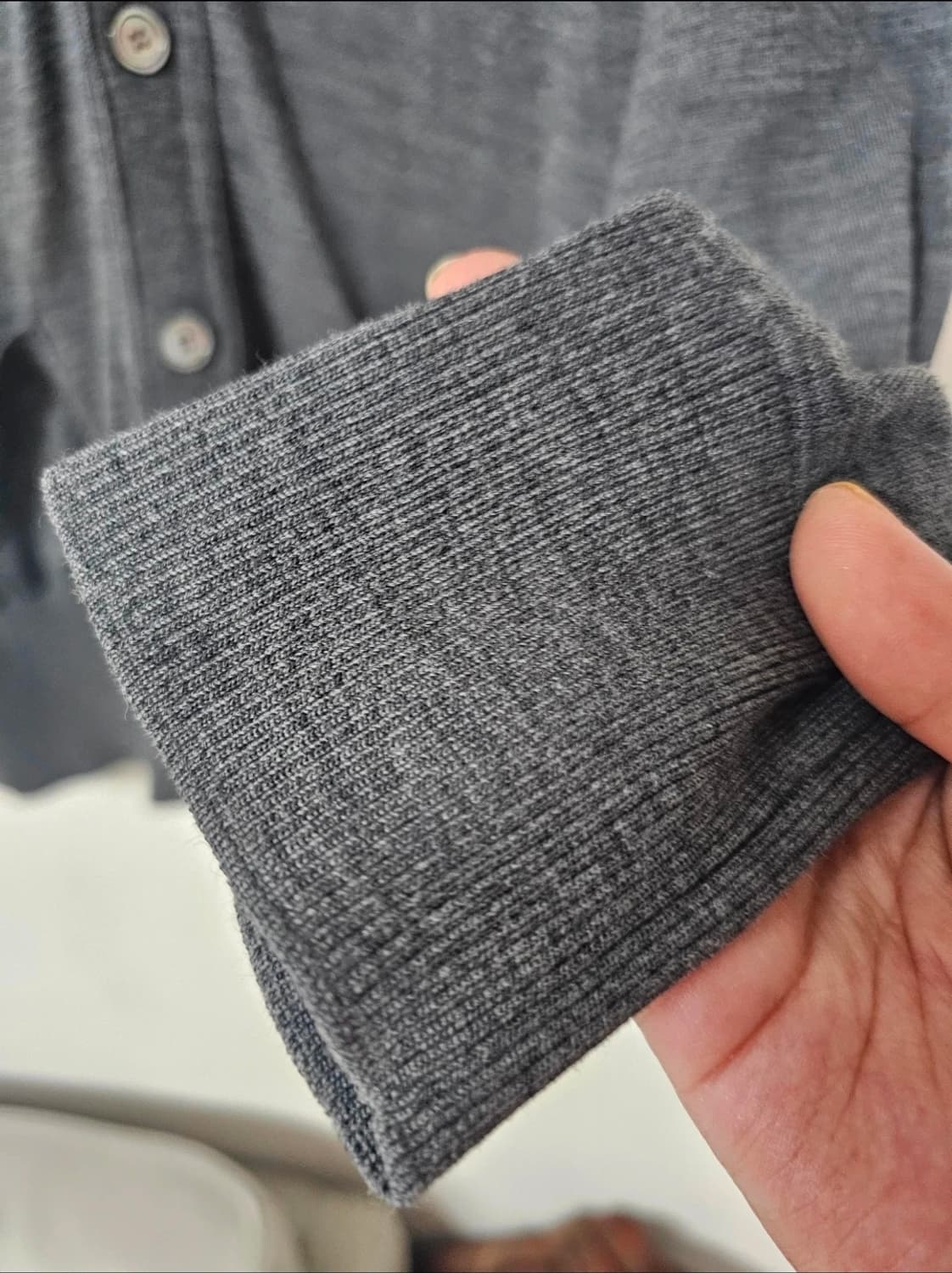 톰브라운 24ss  메리노 울 가디건(새상품급/2) 상품이미지6