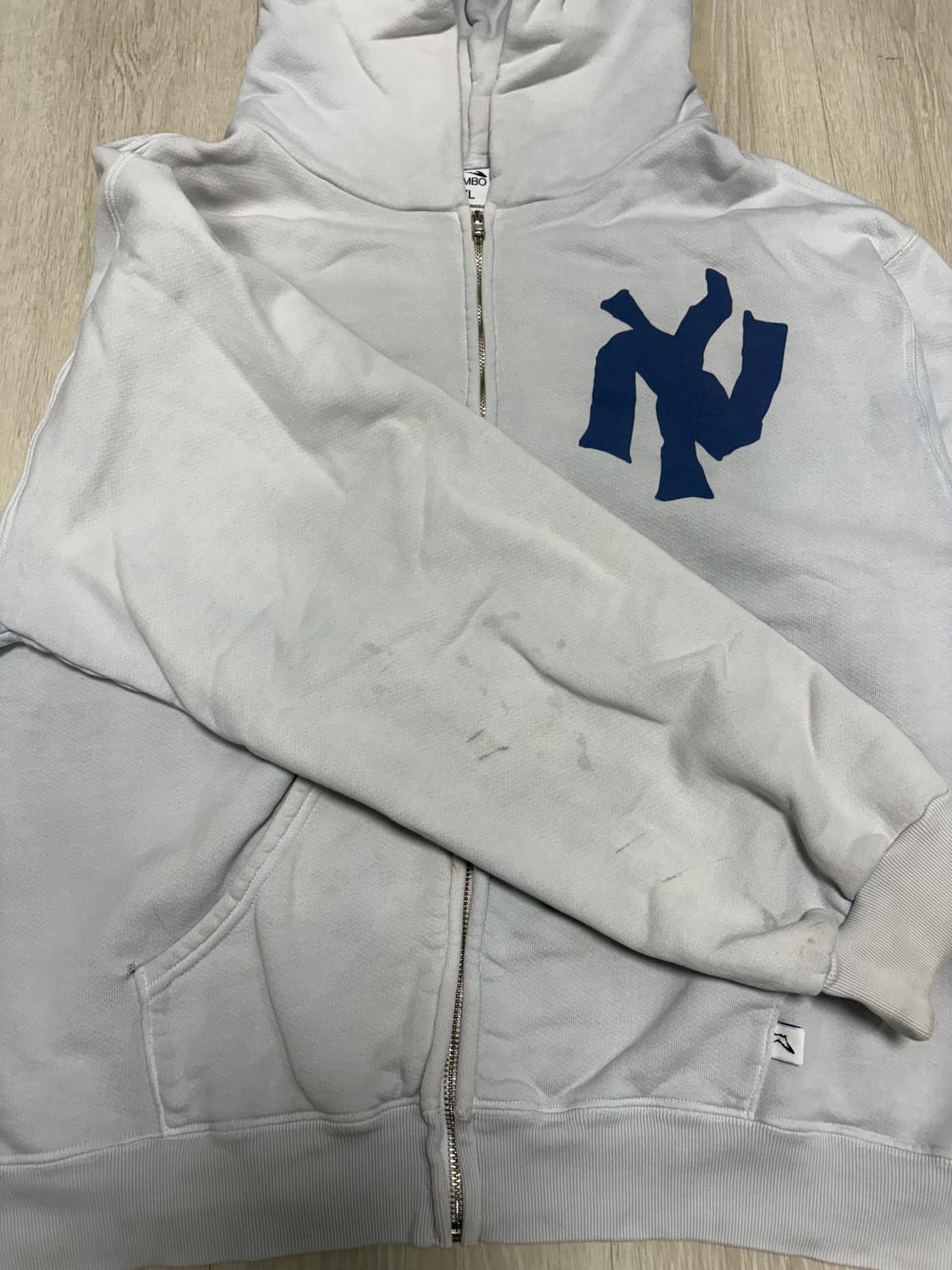 아킴보 클럽 NY 후드집업 화이트 상품이미지3