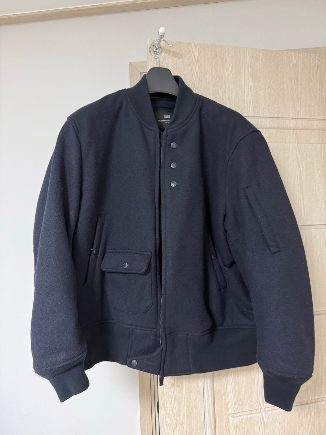 유니클로 엔지니어드가먼츠 ma-1 상품이미지1