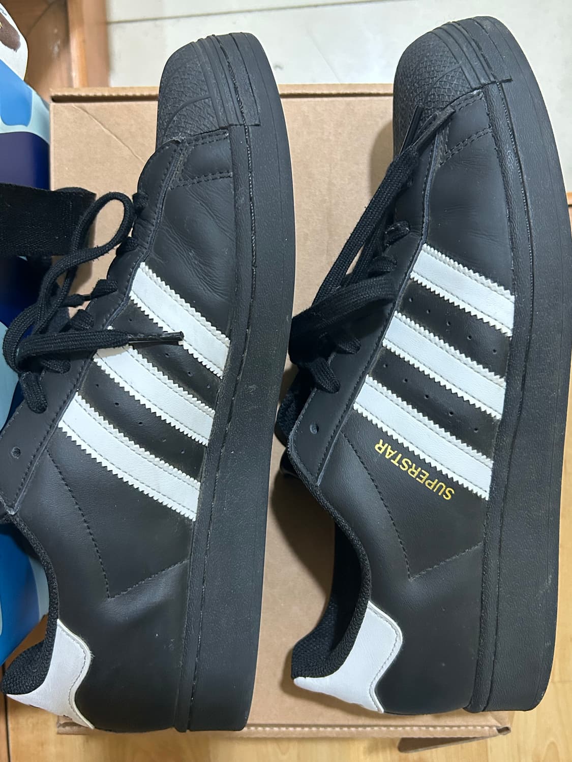 아디다스 슈퍼스타 코어 블랙 상품이미지5