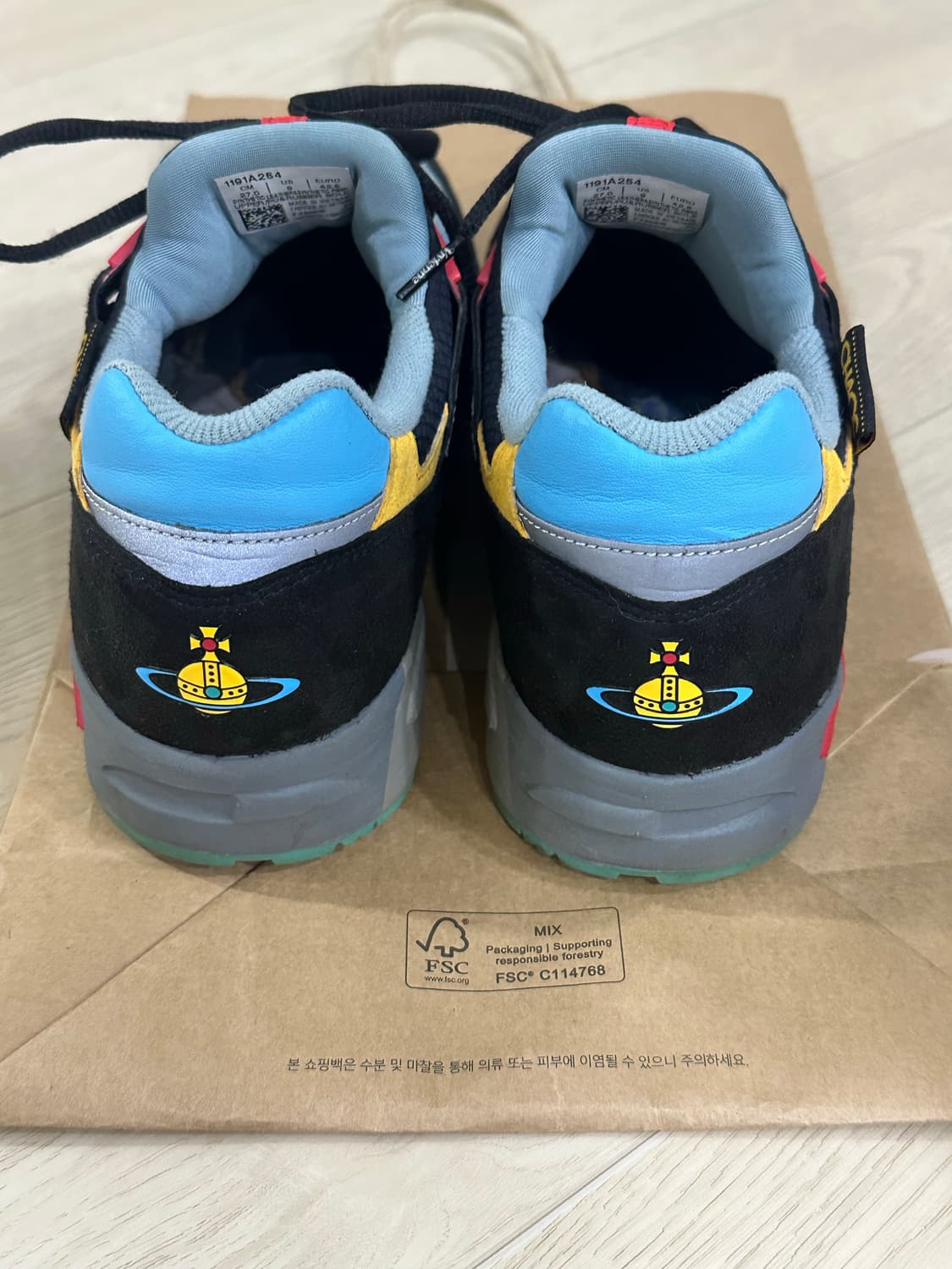 아식스 x 비비안  asics vivian westwood 상품이미지5