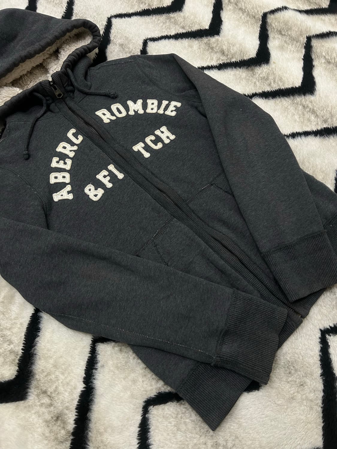 [S]아베크롬비 양털 안감 스펠아웃 후드집업/그레이 상품이미지2