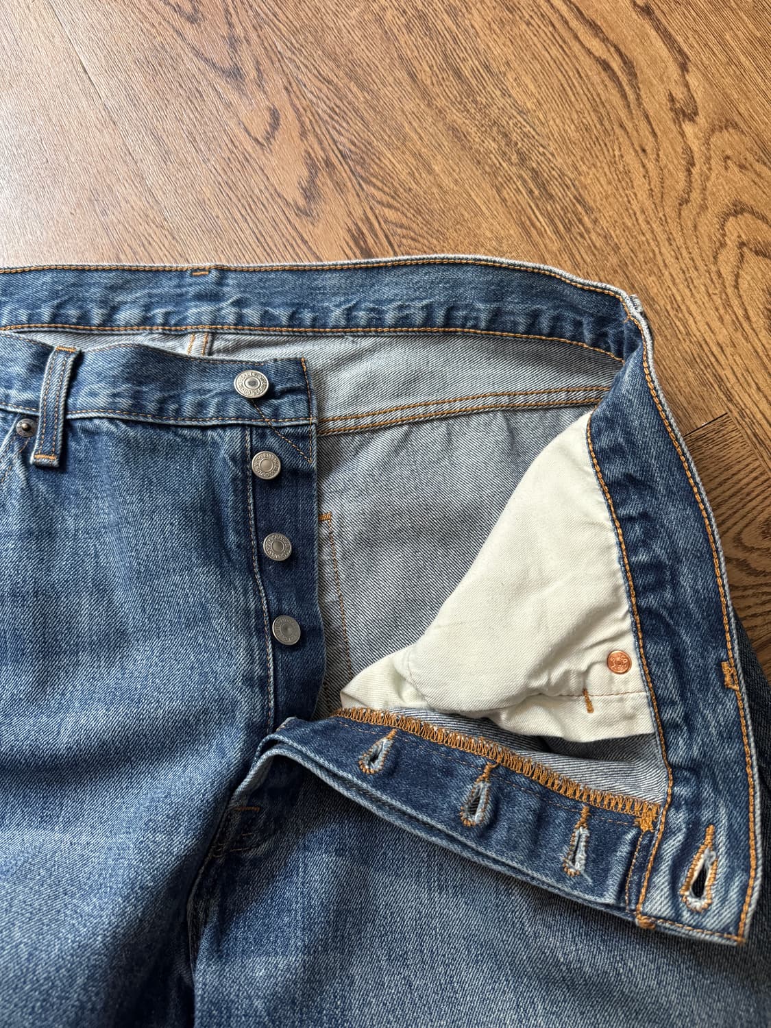 [36]리바이스 501 빈티지 페이딩 스트레이트 데님 팬츠 상품이미지3