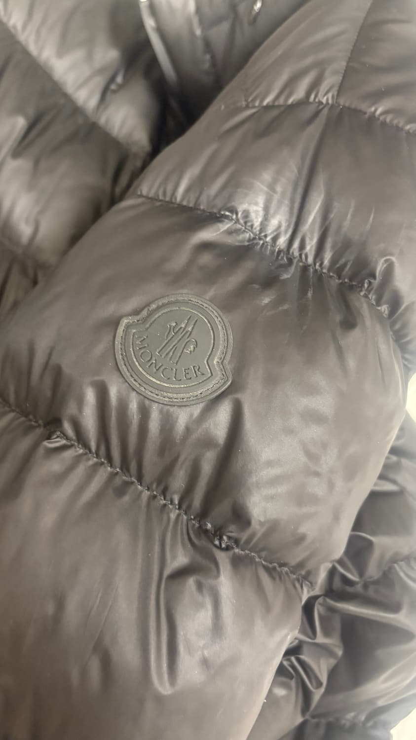 몽클 경량 패딩 상품이미지3