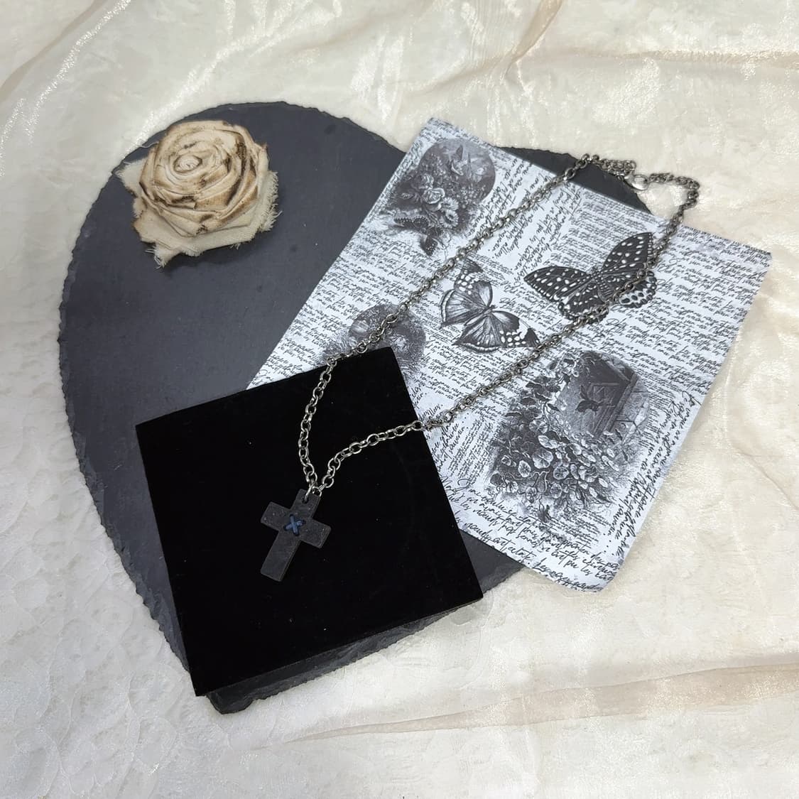 빈티지 가죽 십자가 목걸이 상품이미지2