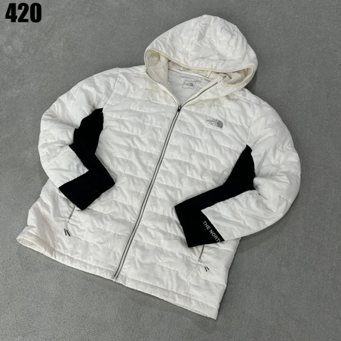 노스페이스 화이트 패딩자켓 후드  상품이미지1